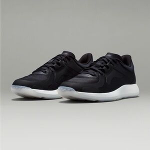 Lululemon Women's Strongfeel Training Shoe/Black and White/7.5